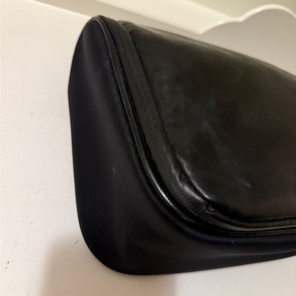 Sephora Black Leather Makeup Makeup Cases - Picture 11 of 16